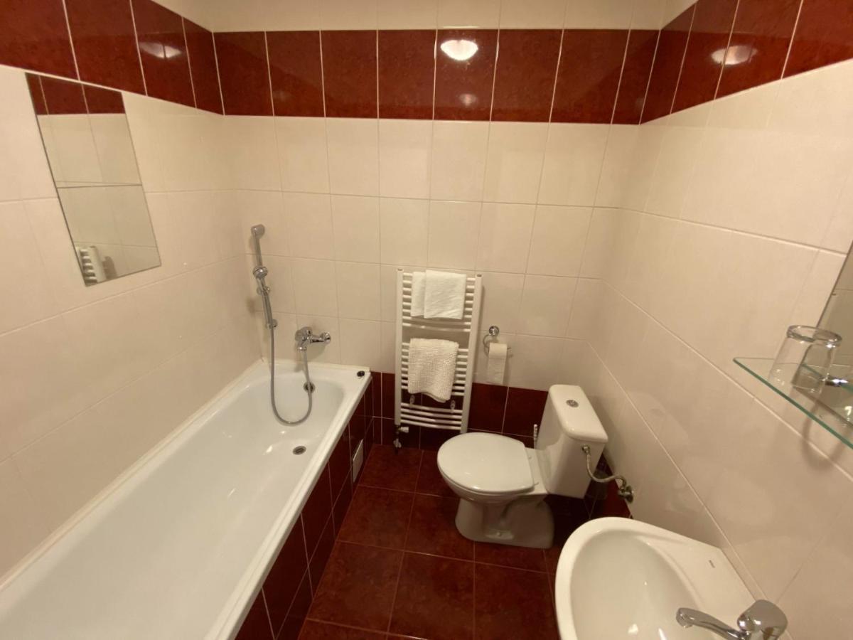 Hotel Pod Zelenou Český Těšín Extérieur photo